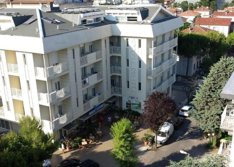 Hotel Aquila Azzurra Римини Экстерьер фото